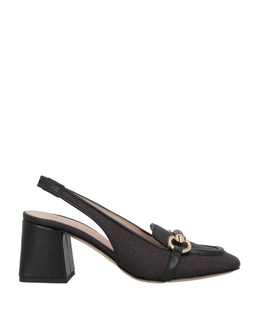 Divine Follie Black Pumps