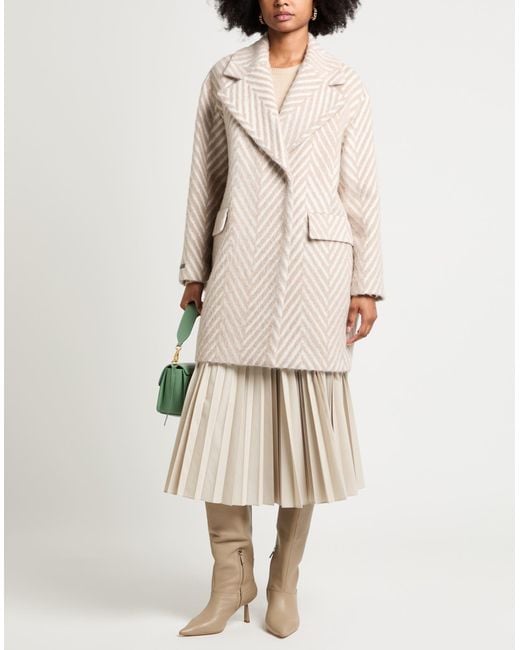 Peserico White Coat