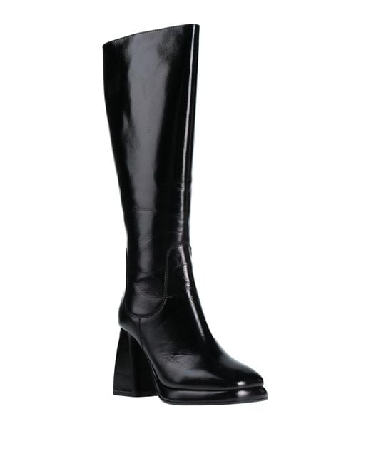 Emanuélle Vee Black Boot Soft Leather