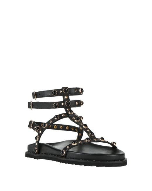 Ovyè Black Sandals