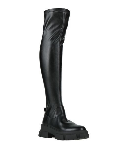 Steve Madden Black Boots