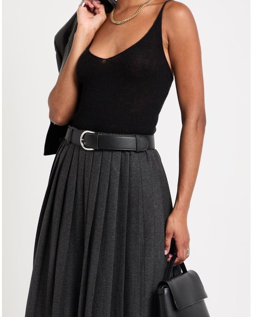 Top Not Shy de color Black