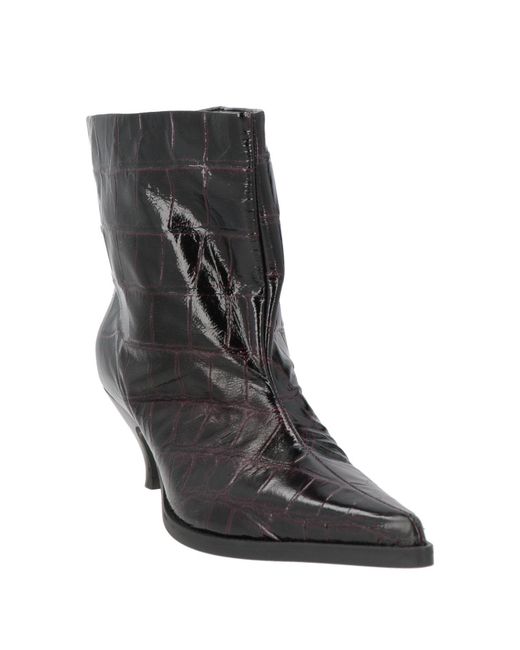 Elena Iachi Black Burgundy Ankle Boots Leather