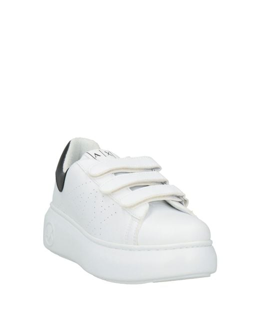 ARMANI EXCHANGE White Trainers