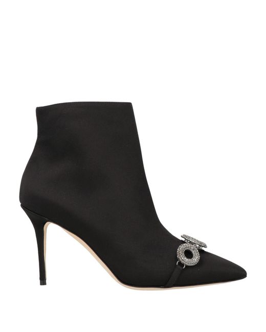 Manolo Blahnik Black Stiefelette
