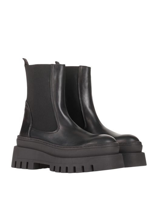 Steve Madden Black Ankle Boots
