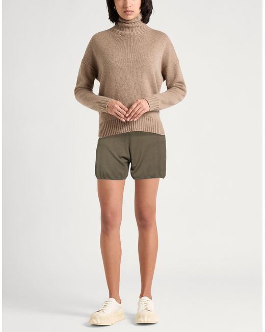 Majestic Filatures Green Shorts & Bermudashorts