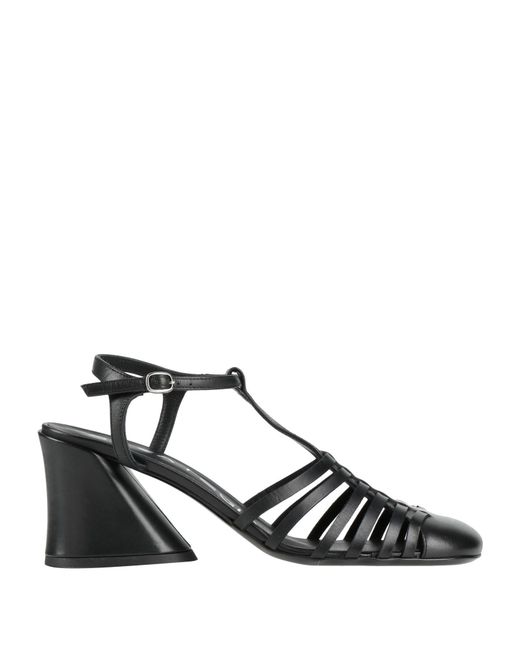 Strategia Pumps Leather in Black | Lyst