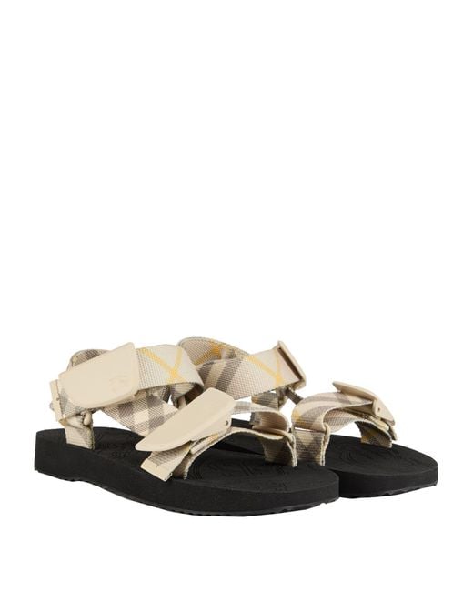 Burberry White Sandale