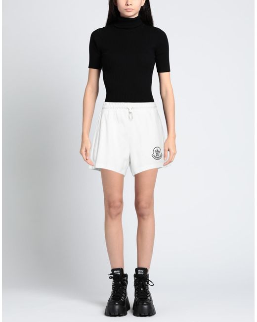 Shorts E Bermuda di Moncler in White