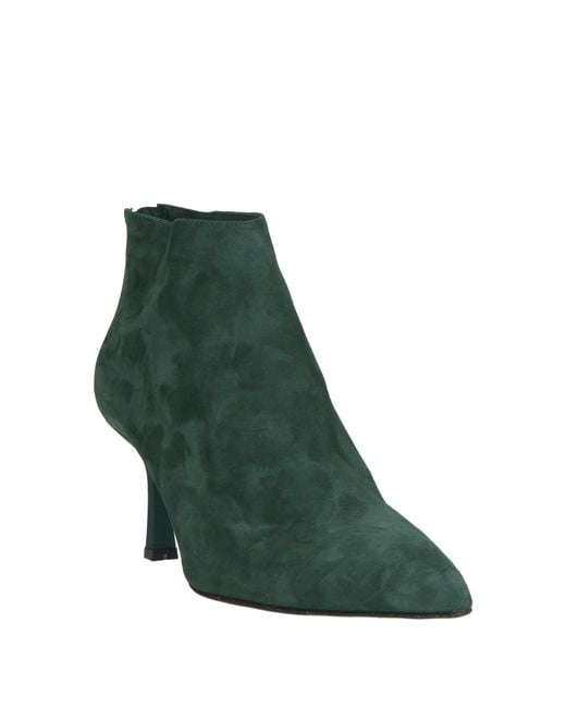 Ovyè Green Ankle Boots