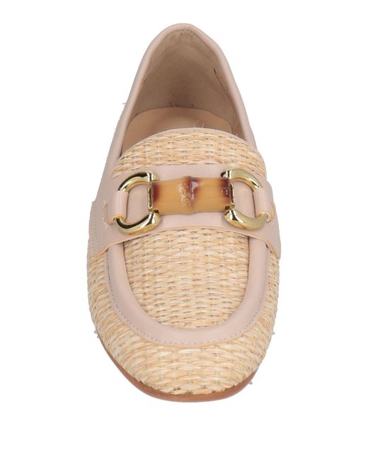 Ovyè Natural Loafer