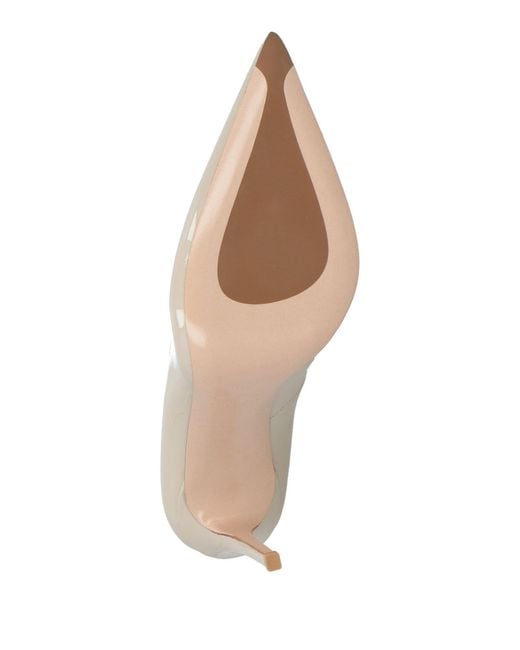 Le Silla White Pumps