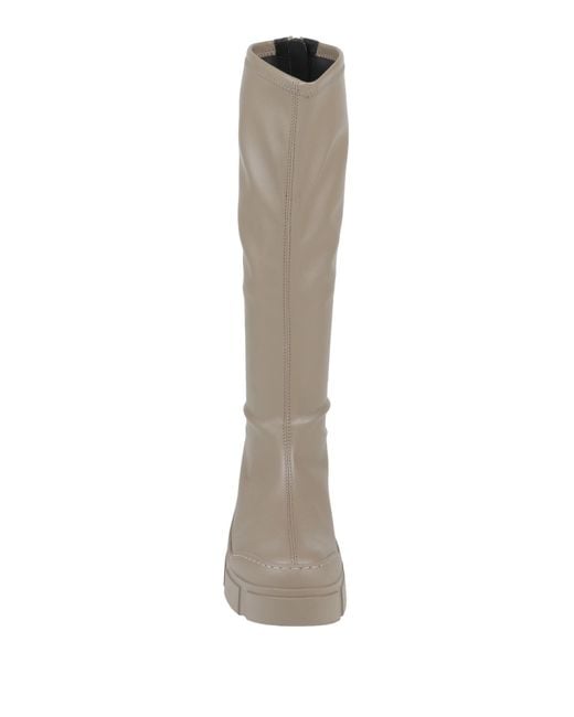 Vic Matié White Boot