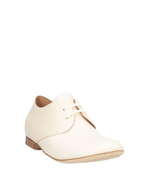 Stringate di Uma Wang in White