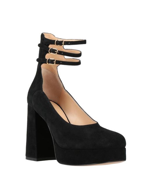 Chloé Black Pumps
