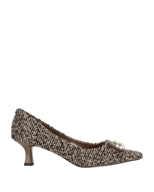 Tosca Blu Metallic Pumps