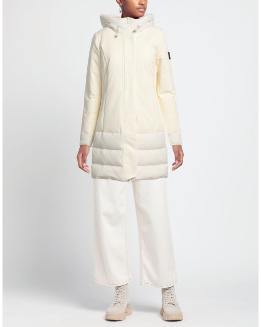 Dekker White Puffer