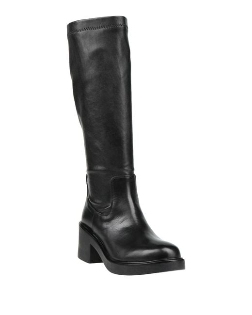 Emanuélle Vee Black Boot Calfskin