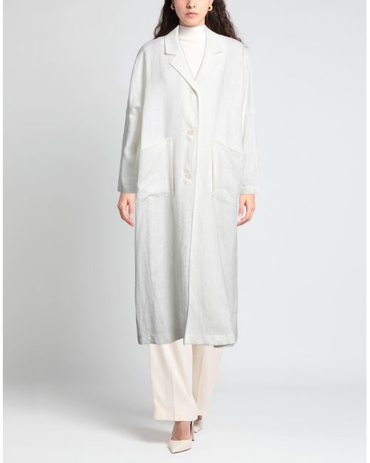 Momoní White Overcoat & Trench Coat