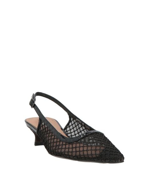Bibi Lou Black Pumps