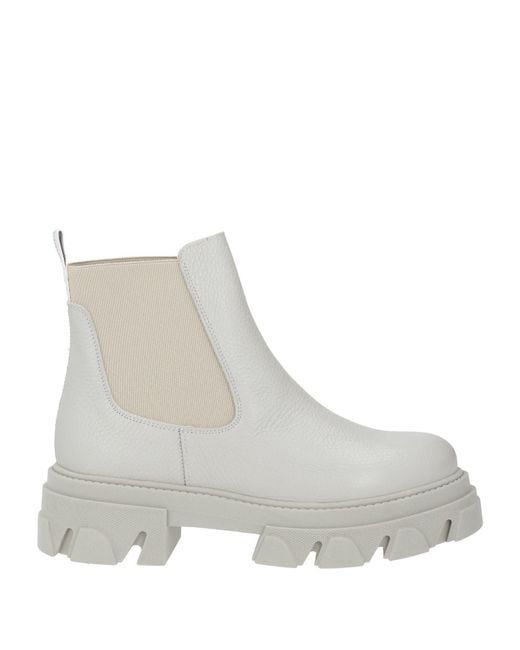 Steve Madden Gray Ankle Boots Leather