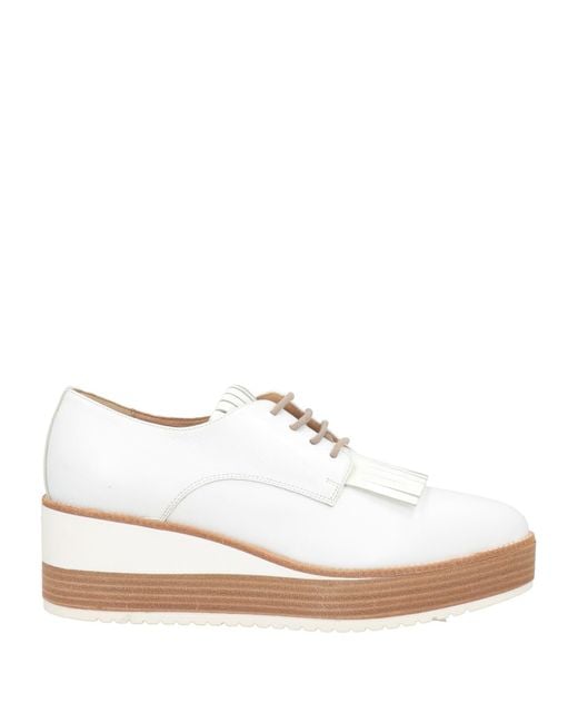 Janet & Janet White Lace-Up Shoes Leather