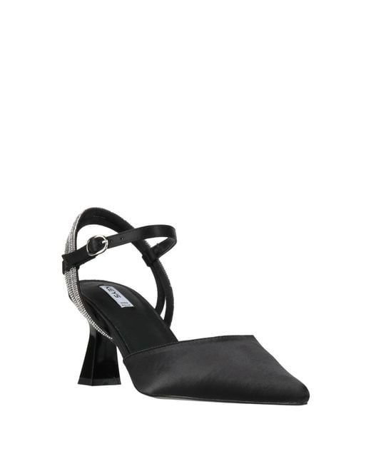 Keys Black Pumps