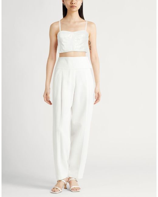 Jucca White Tops