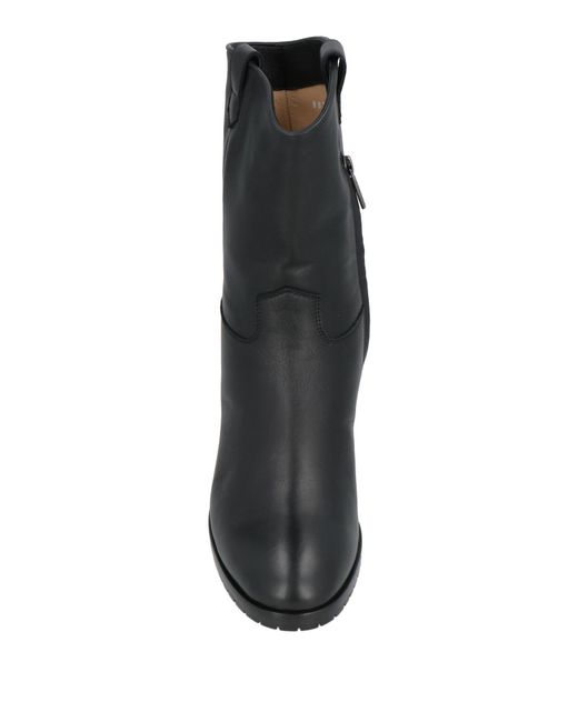 Doucal's Black Ankle Boots