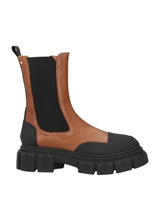 Bervicato Brown Ankle Boots