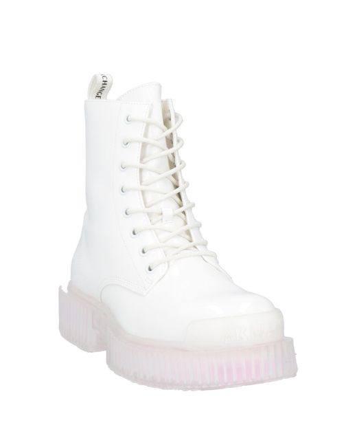 ARMANI EXCHANGE White Ankle Boots
