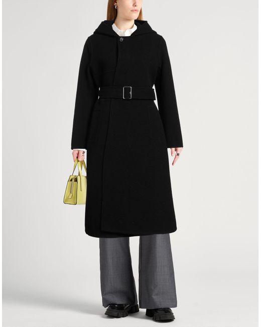 Burberry Black Mantel