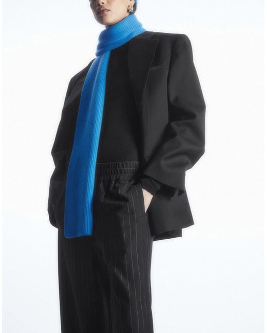 COS Blue Schal