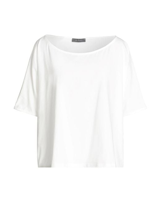 NEIRAMI White T-shirt