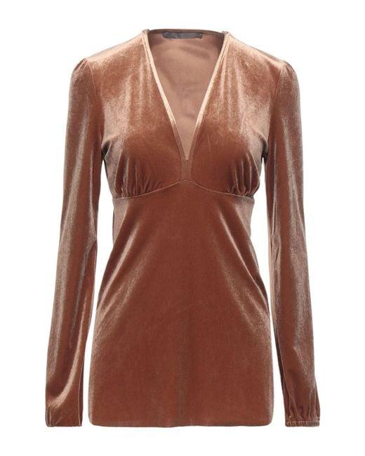 19.70 Nineteen Seventy Brown Camel Top Polyester, Elastane