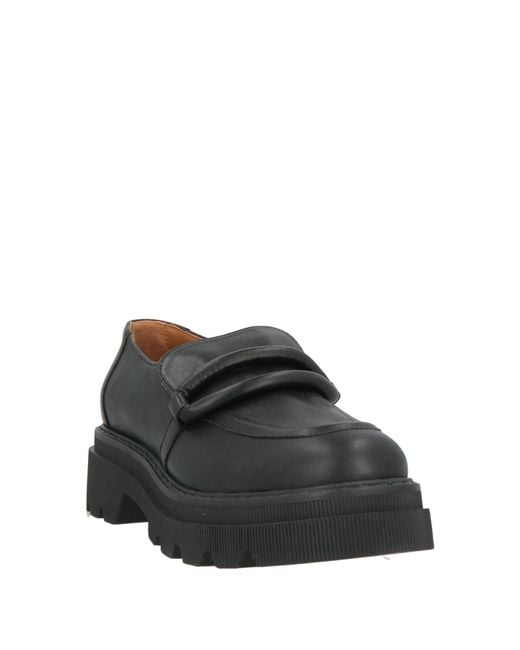 Voile Blanche Black Loafer