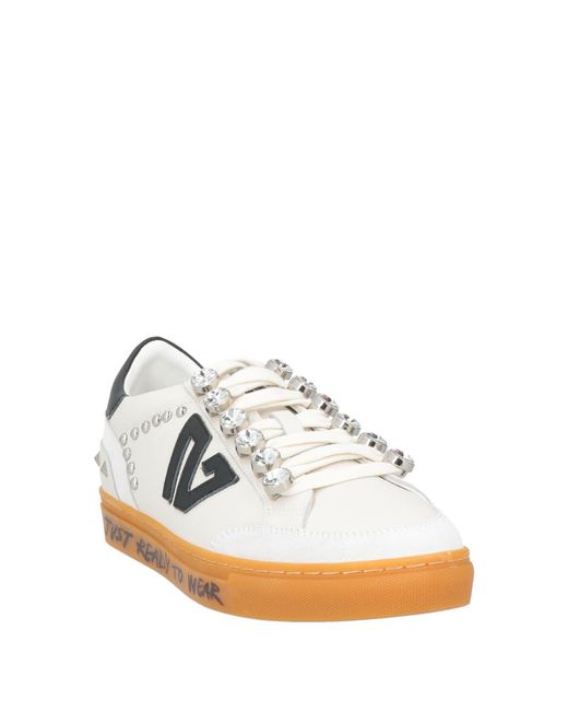 Emanuélle Vee White Sneakers