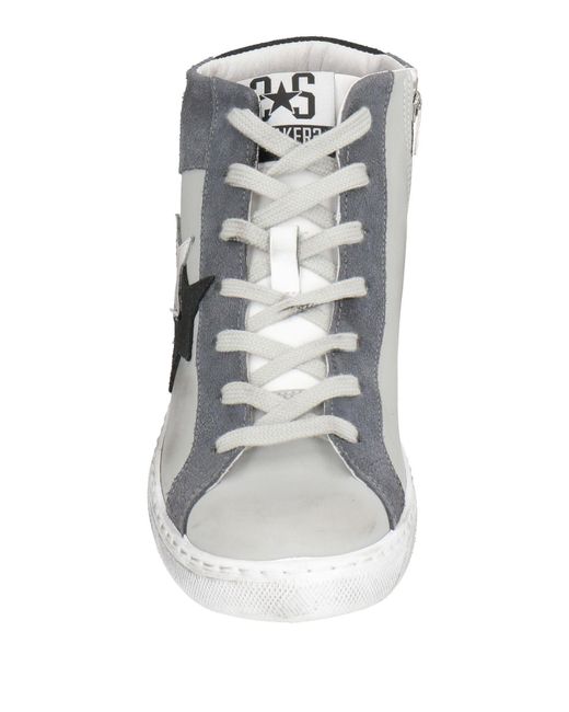 2 Star Gray Trainers for men