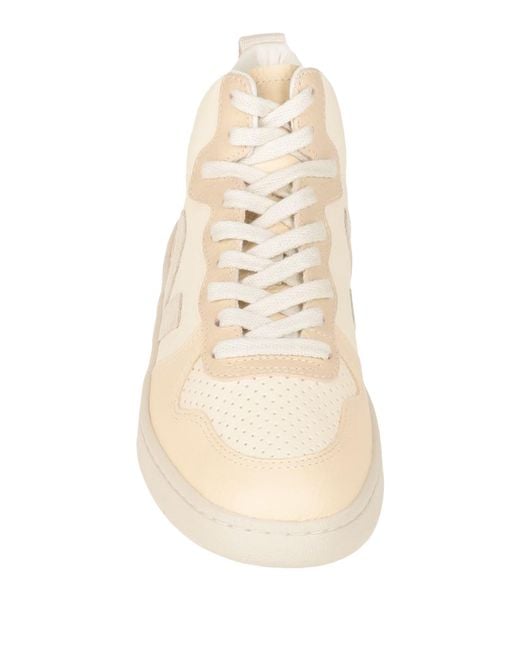 Veja Natural Trainers