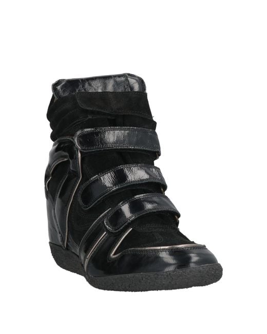 Lemarè Black Trainers