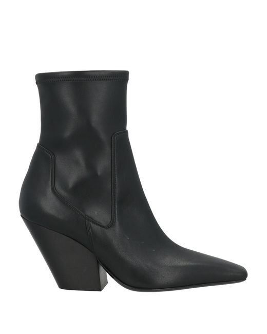 Stivaletti di Casadei in Black