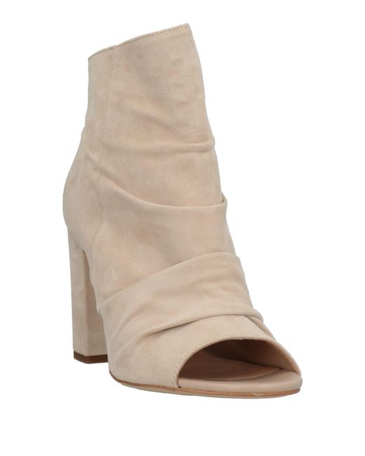 CafeNoir Natural Ankle Boots