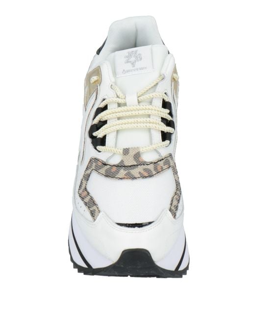 W6yz White Sneakers
