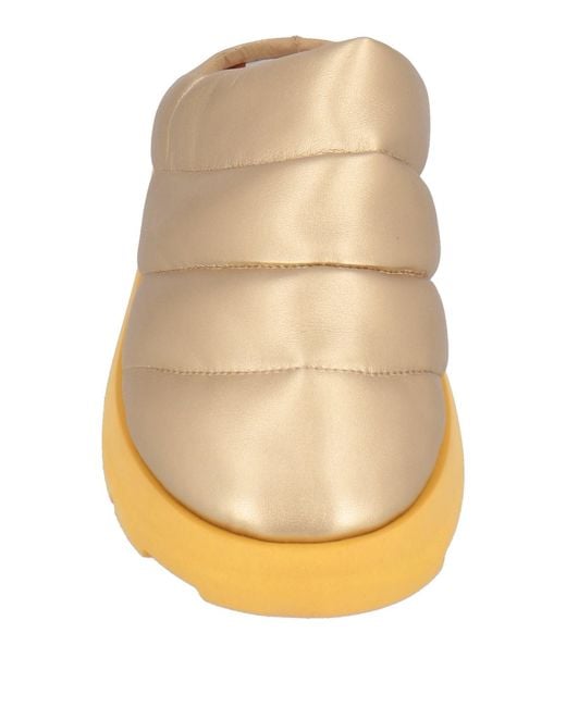 PIUMESTUDIO Natural Mules & Clogs