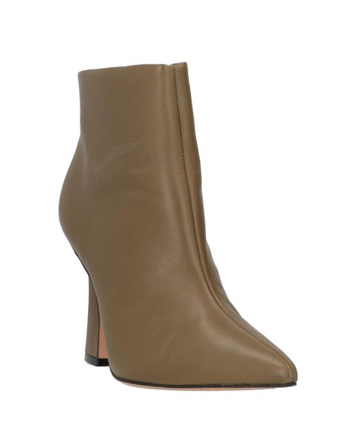 Carrano Brown Ankle Boots