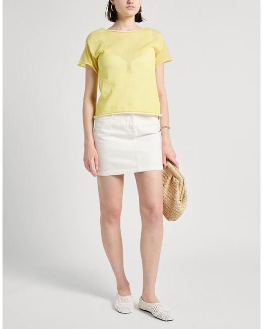 Caractere Yellow Jumper