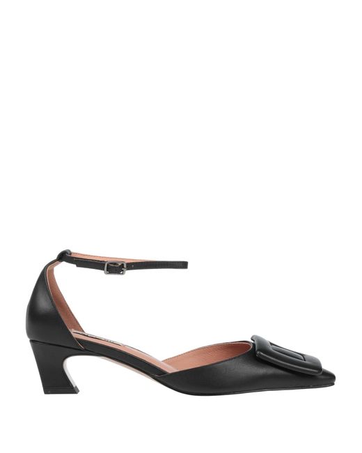 Bibi Lou Black Pumps