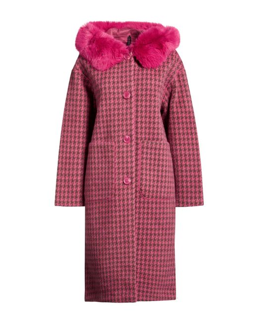 Nolita Red Coats