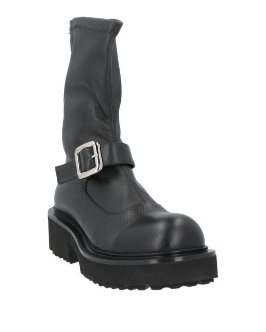 Nila & Nila Black Ankle Boots